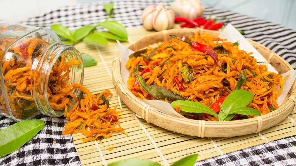 làm khô gà bằng nồi chiên không dầu
