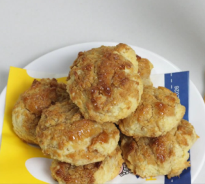 bánh quy bơ dễ làm tại nhà.