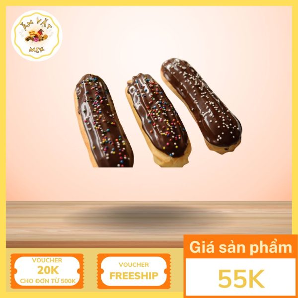 Bánh Su Kem Phủ Socola – Lớp Vỏ Bóng Mịn, Ngọt Ngào Tan Chảy
